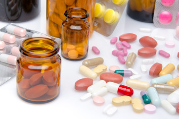 Composition with pills, tablets and capsules