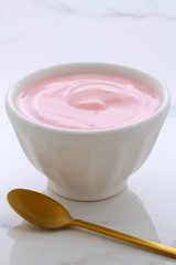 Berries french style yogurt