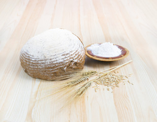 Obraz na płótnie Canvas Ears of wheat with bread.