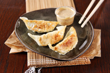 gyoza mit gemüsefüllung