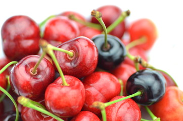 świeże i soczyste czereśnie © Darios