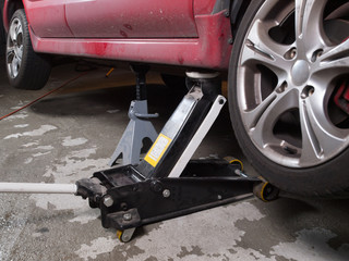 Hydraulic jack © ramonespelt