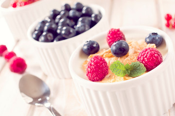 Corn flakes and berry fruit