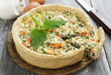 Quiche pie with fish and nettles