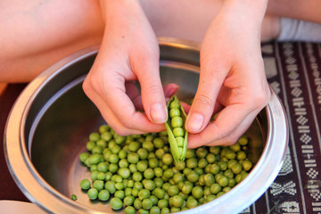 peeling peas