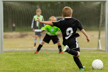 Tuinposter Kids soccer penalty kick © Mikkel Bigandt