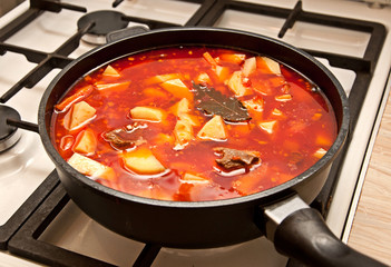 tomato soup - shourpa