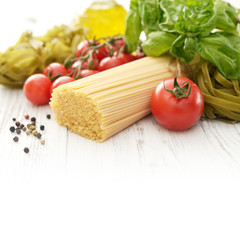 Spaghetti and tomato