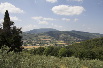 Fototapeta na wymiar Foto del Monte Subasio in Umbria