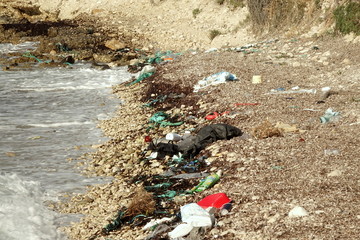 Plastikschwemme am Strand