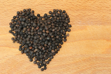 black peppercorns heart