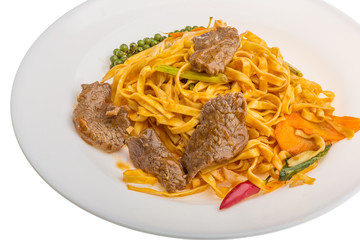 Fried noodles with beef