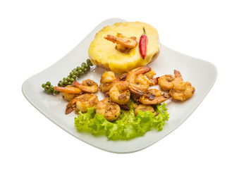 Garlic shrimps with potato