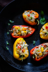 Minipaprika gefüllt mit Reis