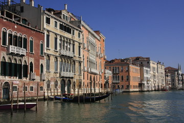 Fototapeta na wymiar palais et maisons de Venise