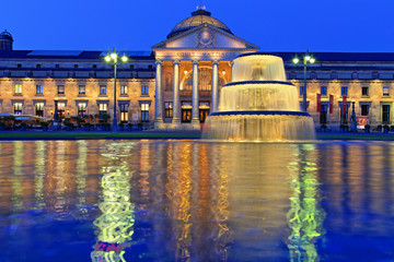 Wiesbaden, Kurhaus, am Abend (Juni 2014)