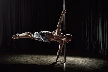 Pole Dance
