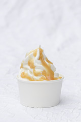 Frozen Joghurt Butterkaramell