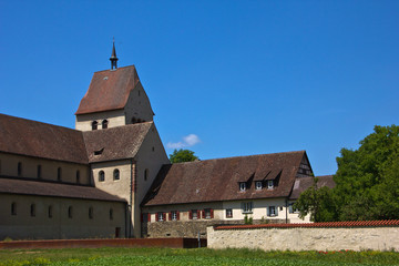 Fototapeta na wymiar Insel Reichenau - Kloster in Mittelzell 2