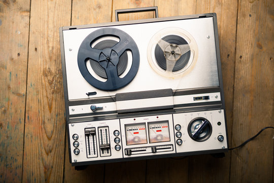 reel to reel tape player and recorder