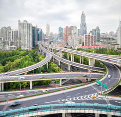 Fototapeta premium Straßenverkehr in Shanghai