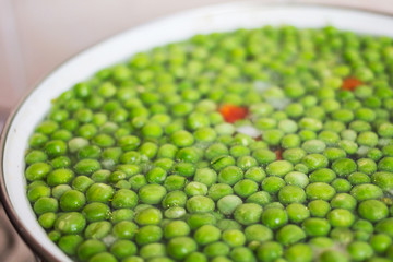 Green peas for food
