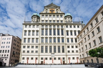 Obraz premium Augsburger Rathaus vom Elias-Holl-Platz