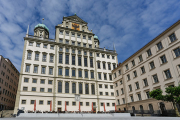 Augsburger Rathaus vom Elias-Holl-Platz