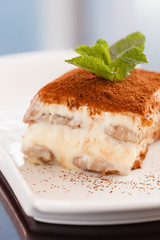 Tiramisu Cake