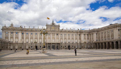 Fototapeta na wymiar The Royal Palace of Madrid