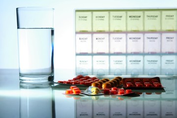 Medicine tablets and capsules