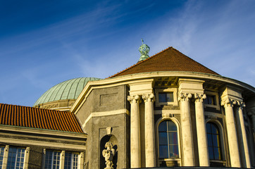Fototapeta na wymiar Gebaeude der Universitaet Hamburg