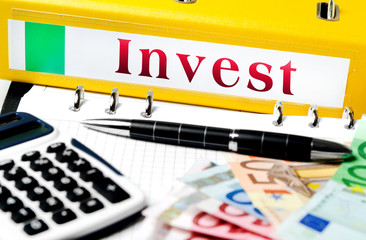 Invest word on folder