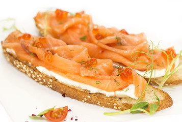 salmon sandwich