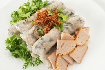Banh cuon, Vietnamese steamed rice noodle rolls