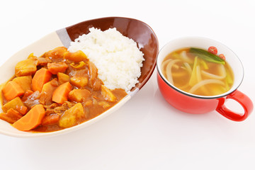 カレーライスとコンソメスープ