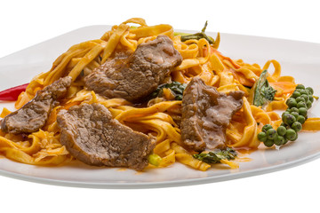 Fried noodles with beef