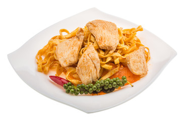 Fried noodles with chicken