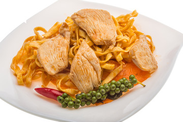 Fried noodles with chicken
