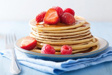 pancakes with berry and honey