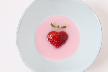 Erdbeerherz groß
