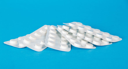 Tablets in the blisterny packing