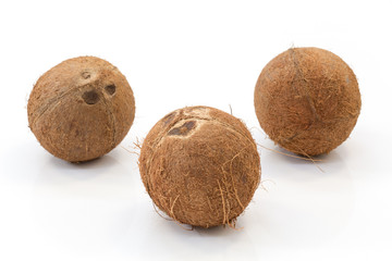 Kokosnuss frucht als Freisteller isoliert
