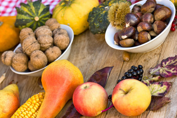 Naklejka na ściany i meble Autumn harvest on table