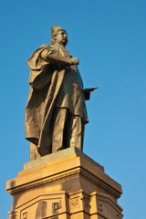 Fototapeta na wymiar Sir Pherozeshah Mehta Statue in Mumbai