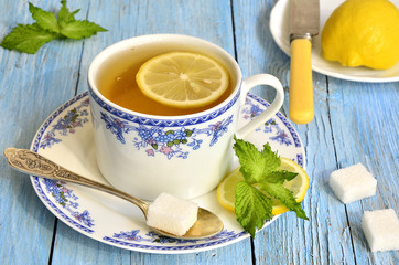 Black tea with lemon and mint.