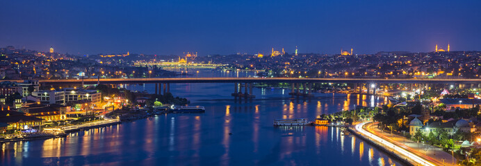 Notte ad Istanbul - obrazy, fototapety, plakaty