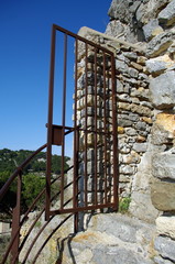 portail rouillé