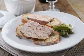 Sandwiches with terrine
