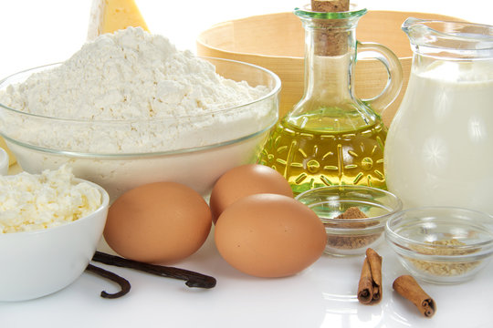 Spices, eggs, cottage cheese, flour, oil